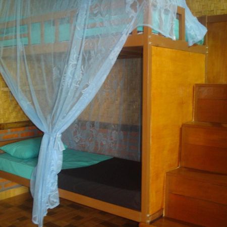 Dormitory Sedap Malam Singaraja  Exterior photo